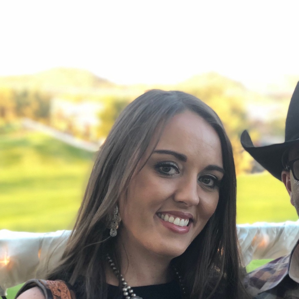 Meet your Posher, Sara